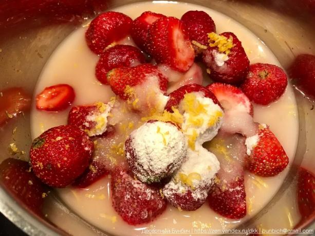 Les fraises ne peuvent pas traverser un mélangeur, juste suppress kartofeledavilkoy