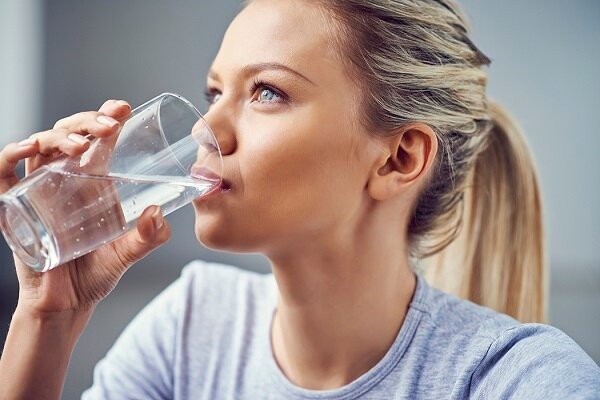 Vous devez boire au moins 1,5 litre d'eau par jour