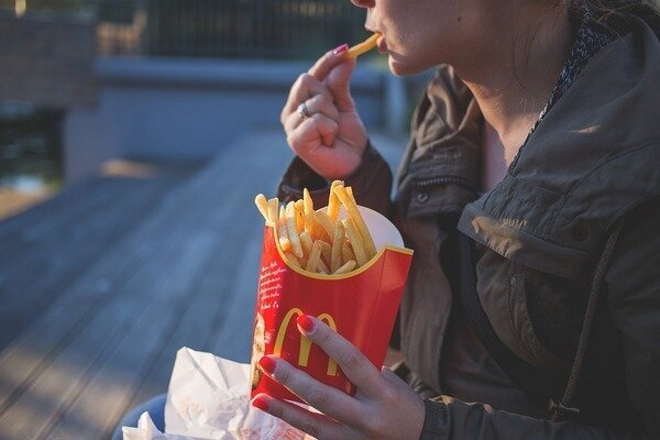 Les frites contiennent du glucose, une saveur naturelle de bœuf (Photo: Pixabay.com)