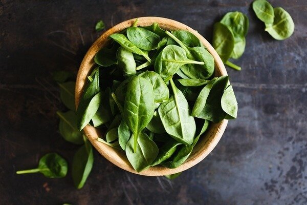 Les verts contiennent des glucides sains, des vitamines et des antioxydants (Photo: Pixabay.com)