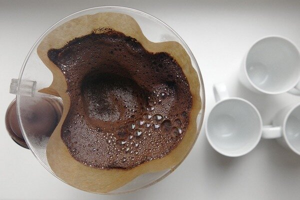 Le marc de café peut remplacer les produits cosmétiques coûteux (Photo: Pixabay.com)