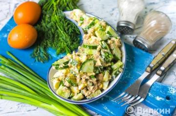 Salade de thon, concombre et œuf