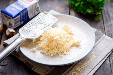 Soupe aux crevettes et au fromage