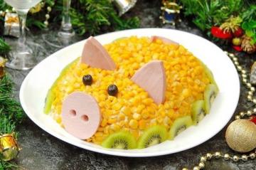 Salades comme un « cochon » pour la nouvelle année
