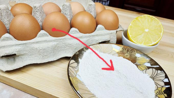 Les coquilles d'œufs sont une source naturelle de calcium. Les coquilles d'œufs sont très bonnes pour nous.