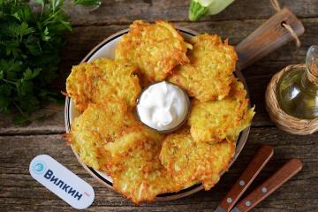 Draniki aux pommes de terre et courgettes