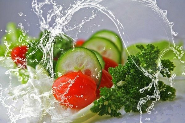 Comme le rat est presque omnivore, vous pouvez faire cuire 2-3 salades différentes (Photo: pixabay.com)