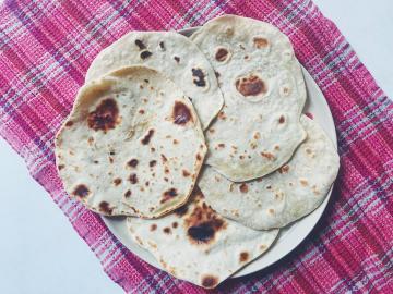 Pete est une recette simple pour les gâteaux sans levain.