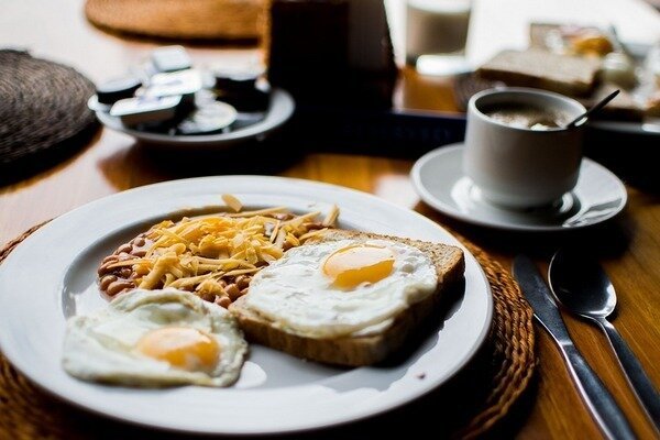 Les œufs brouillés sont, bien sûr, délicieux, mais il y a beaucoup de cholestérol dans un tel plat (Photo: Pixabay.com)
