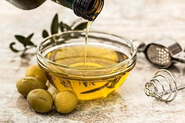 Remplacer l'huile d'olive par des algues vous fera économiser beaucoup d'argent (Photo: Pixabay.com)