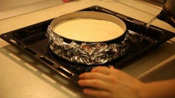 Comment facile de faire le gâteau au fromage à la maison. dit confiseur