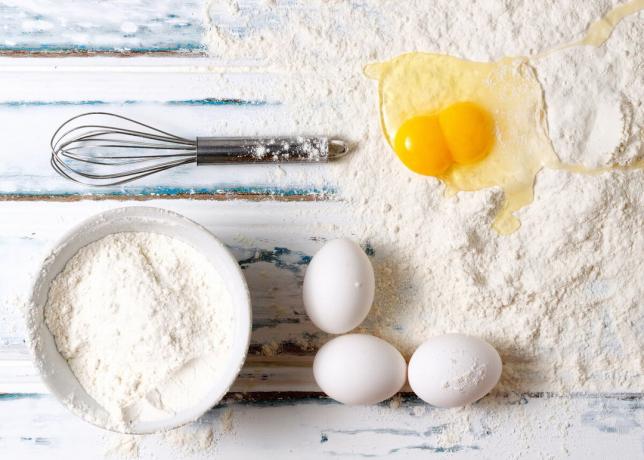 Comment enlever la saveur des œufs dans la cuisson. dit confiseur